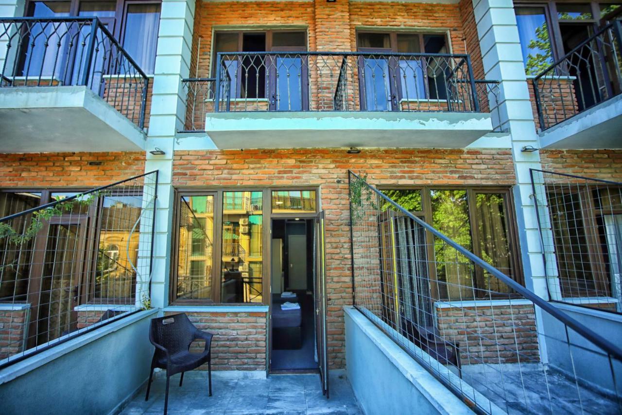 Hotel Rero Kutaisi Ngoại thất bức ảnh