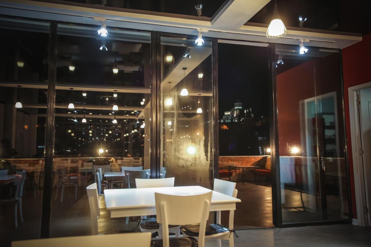 Hotel Rero Kutaisi Ngoại thất bức ảnh